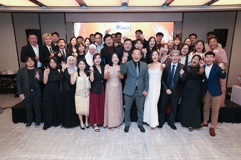Wisely 98, Singapore