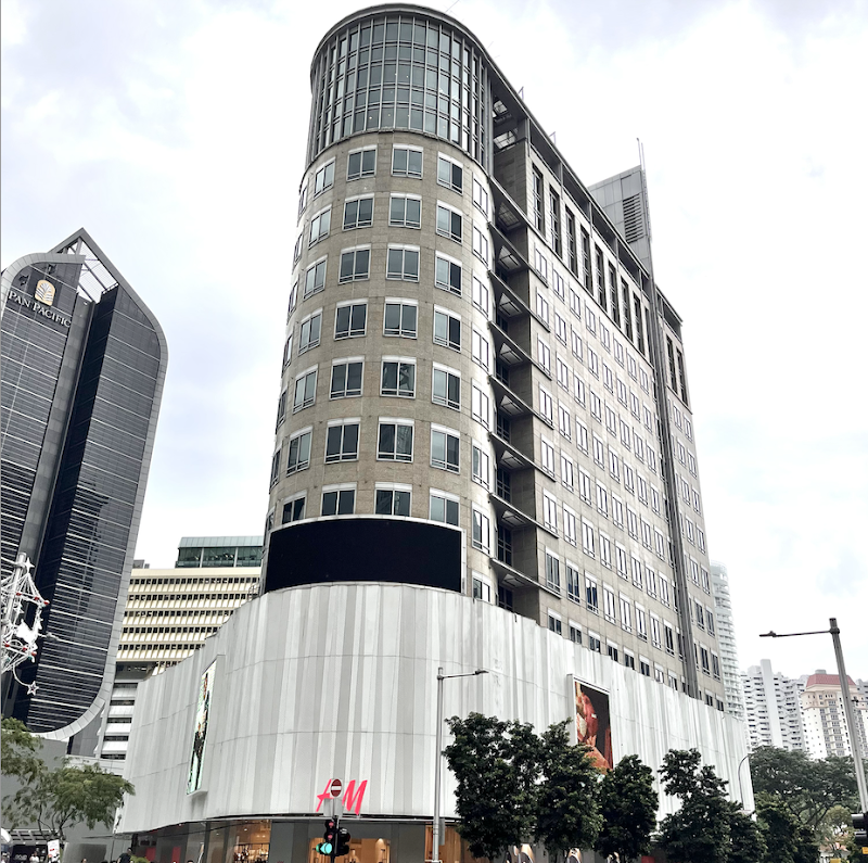OOm, Singapore