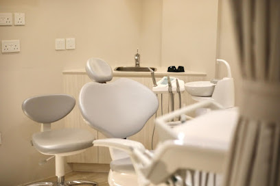 Frank Dental (Ang Mo Kio): Affordable Dental Implant Surgery | Wisdom Tooth Surgery | Emergency Dental