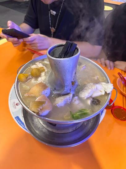 Xin Yun Seafood Fishhead Steamboat