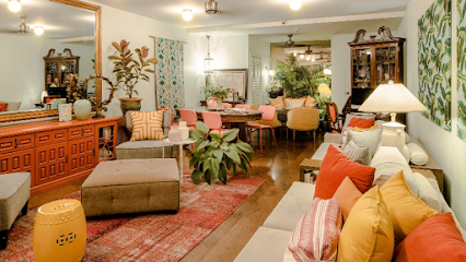 Madame Ooze Ice Cream Cafe & Dessert Bar ( Last Orders at 10.45pm)