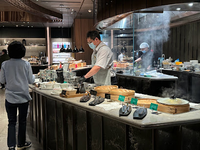 SilverKris First Class Lounge, Terminal 3