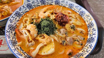 Laksa curry chicken rice